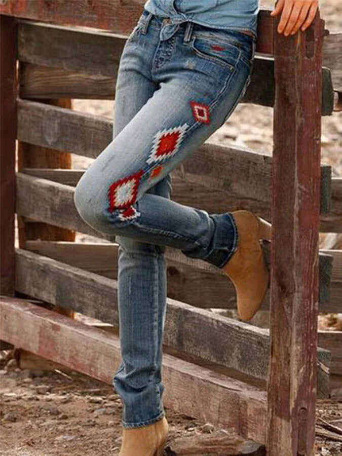 Casual Geometric Embroidered Jeans.