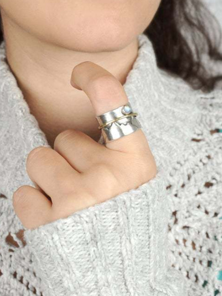 Wisherryy Mountains Inspired Moonstone Studded Ring