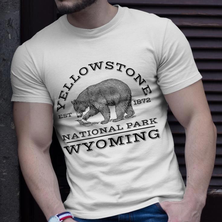 Men Cotton T Shirt Yellowstone National Park Bear Wyoming Hike Outdoors Crewneck Short Sleeve Tee