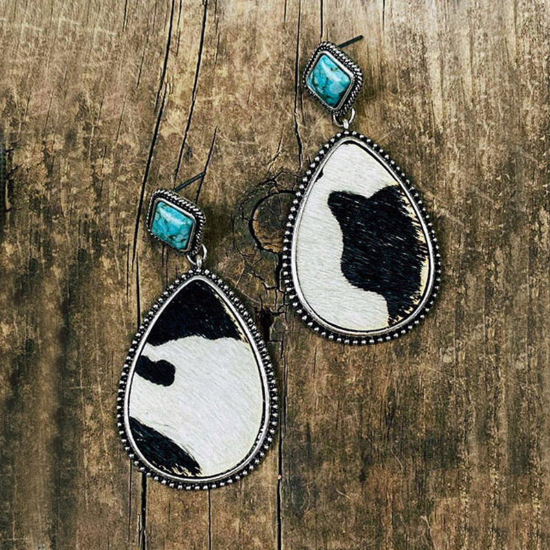 Vintage Contrast Cow Earrings